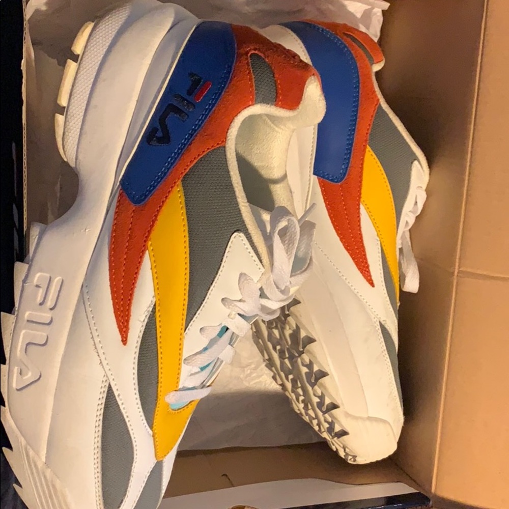 Fila Disruptor